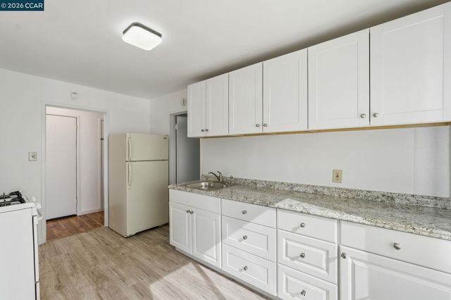 1532 Mariposa St, Richmond, CA 94804