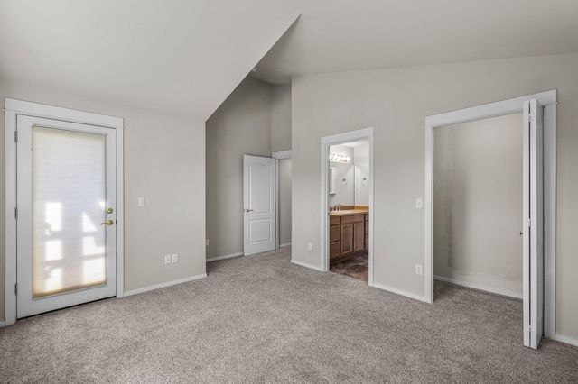 3650 SW 30th Street, Redmond, OR 97756