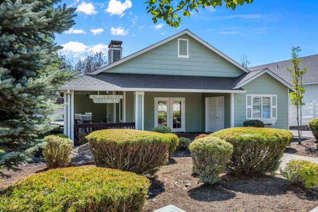 3650 SW 30th Street, Redmond, OR 97756