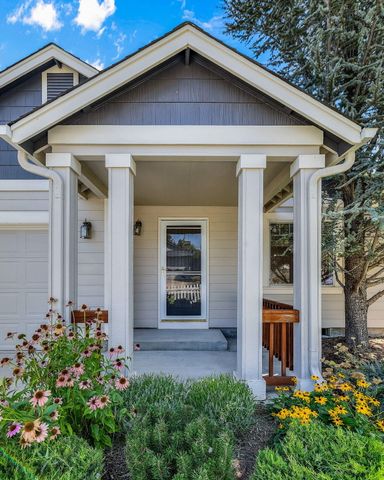 3650 SW 30th Street, Redmond, OR 97756