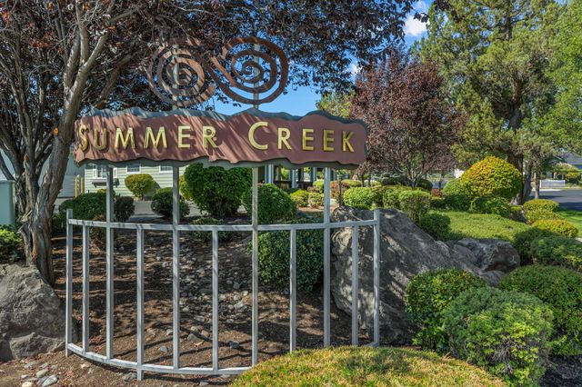 3650 SW 30th Street, Redmond, OR 97756