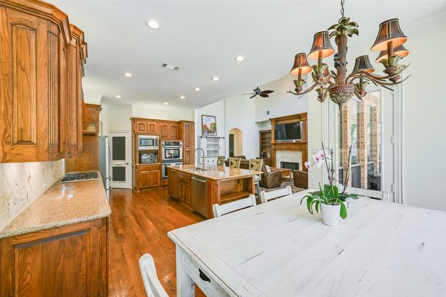 1409 Crimson Glory Court, Keller, TX 76248