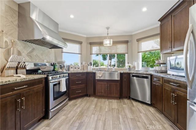 41218 Elsdale, Palmdale, CA 93551