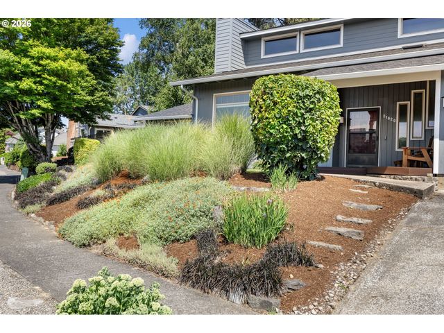 21629 Ne LACHENVIEW Ln, Fairview, OR 97024