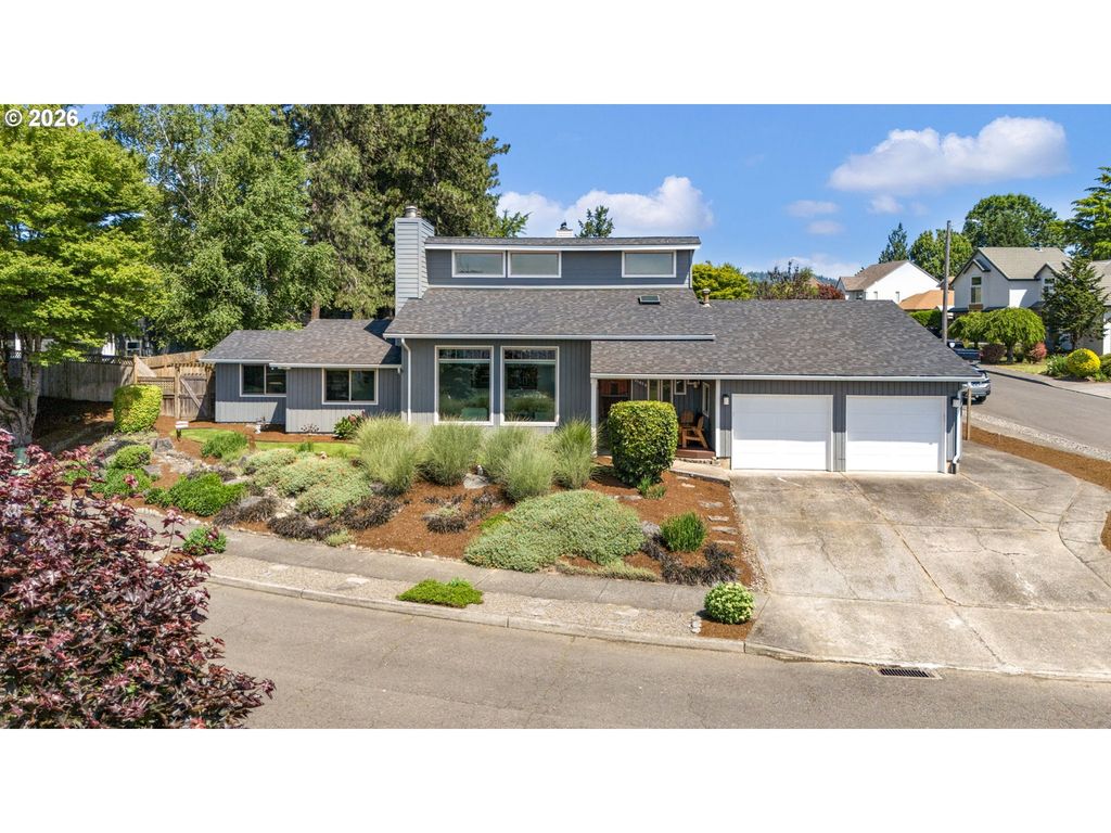21629 Ne LACHENVIEW Ln, Fairview, OR 97024