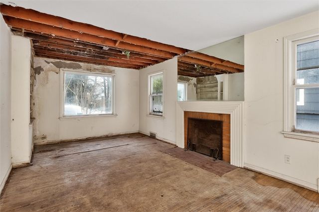 59 Hampshire Drive, Brighton, NY 14618