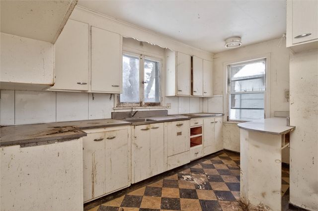 59 Hampshire Drive, Brighton, NY 14618