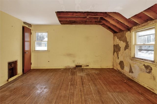 59 Hampshire Drive, Brighton, NY 14618