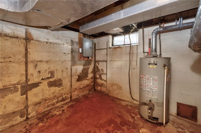 59 Hampshire Drive, Brighton, NY 14618