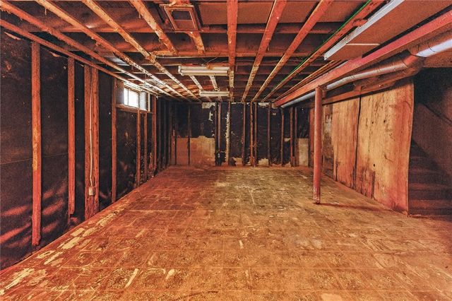 59 Hampshire Drive, Brighton, NY 14618