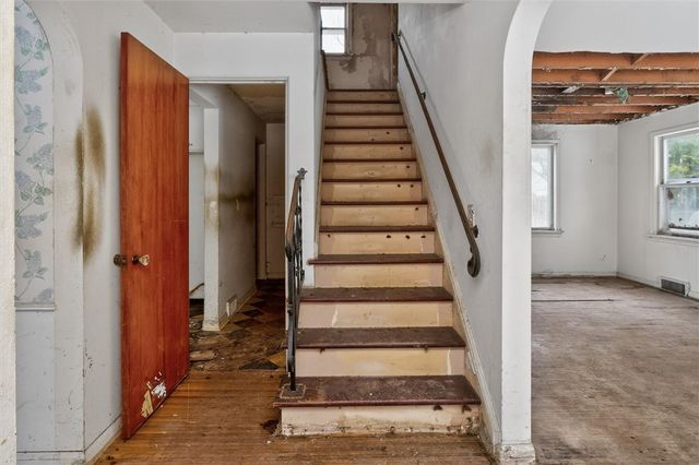 59 Hampshire Drive, Brighton, NY 14618