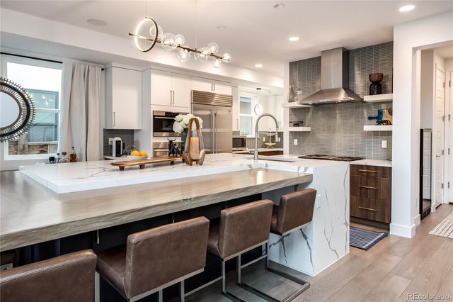 43 S Oneida Court, Denver, CO 80230