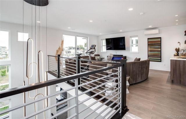 43 S Oneida Court, Denver, CO 80230