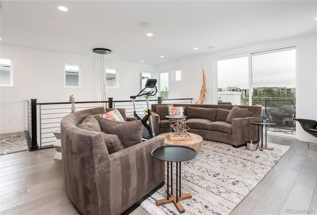 43 S Oneida Court, Denver, CO 80230