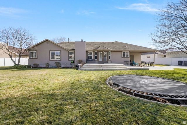3062 W MEMORIAL CIR, South Jordan, UT 84095