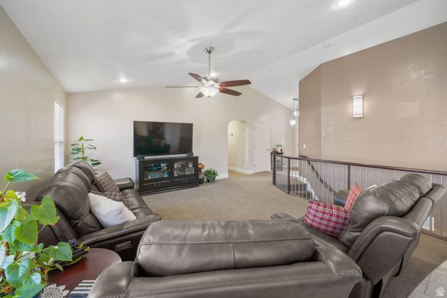 3062 W MEMORIAL CIR, South Jordan, UT 84095