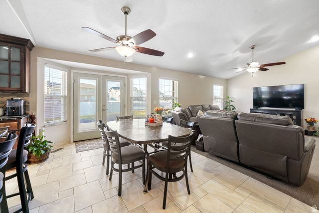 3062 W MEMORIAL CIR, South Jordan, UT 84095