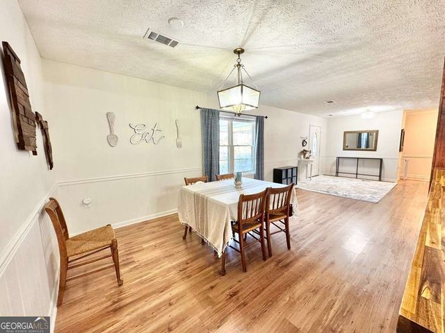 107 Newton Drive, Lyons, GA 30436