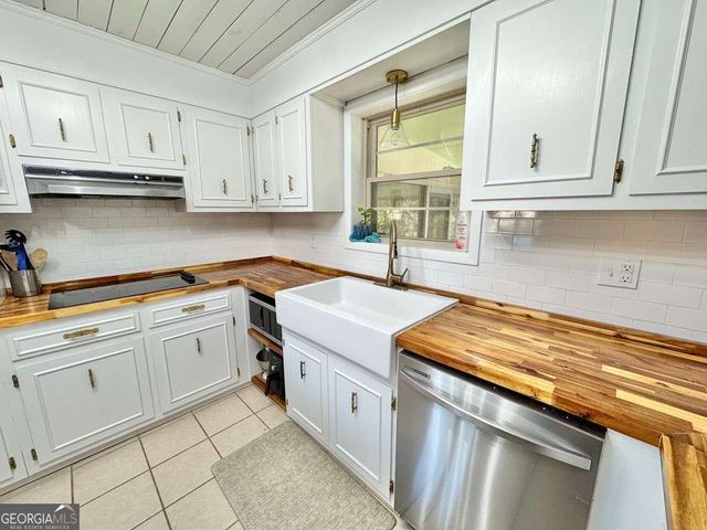 107 Newton Drive, Lyons, GA 30436