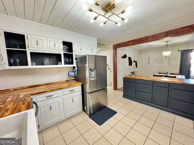 107 Newton Drive, Lyons, GA 30436