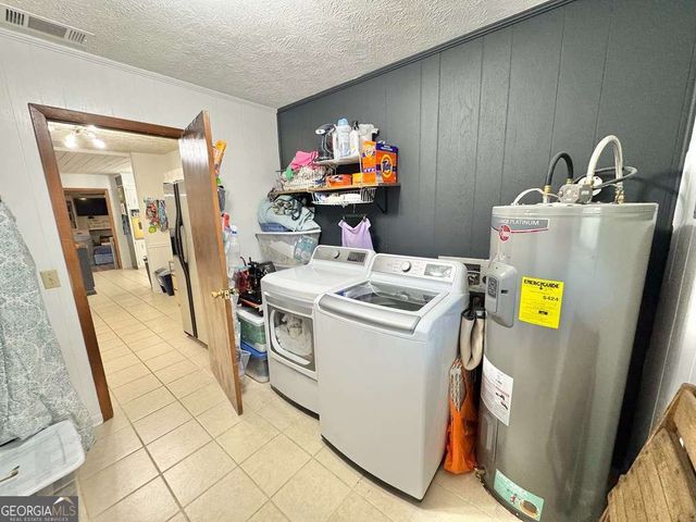 107 Newton Drive, Lyons, GA 30436