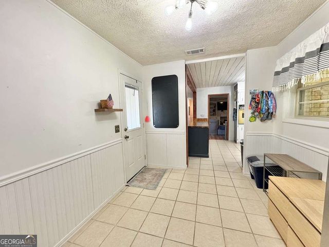 107 Newton Drive, Lyons, GA 30436