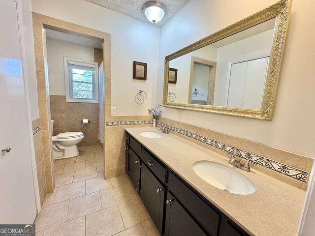 107 Newton Drive, Lyons, GA 30436