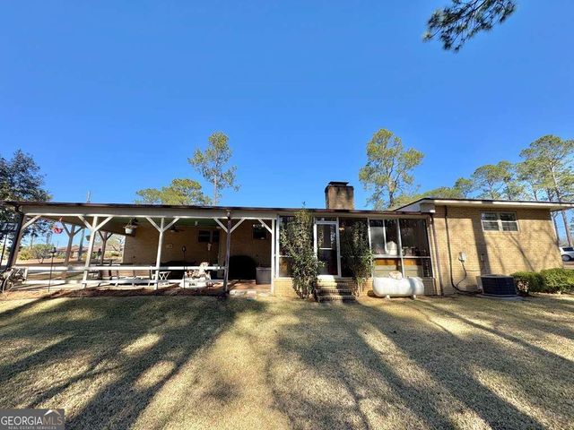 107 Newton Drive, Lyons, GA 30436