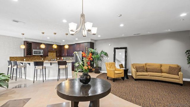 3650 5th Avenue 208, San Diego, CA 92103