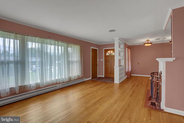 13409 OLD MILL RD, Waynesboro, PA 17268