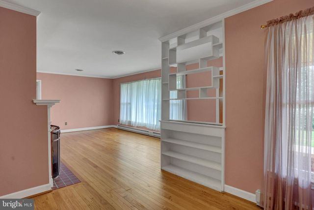 13409 OLD MILL RD, Waynesboro, PA 17268