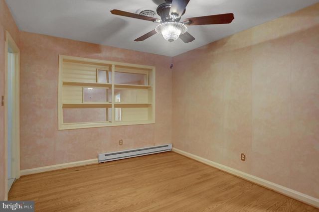 13409 OLD MILL RD, Waynesboro, PA 17268