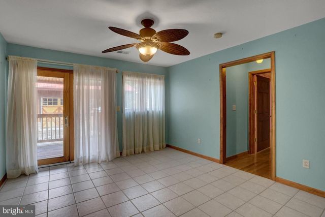 13409 OLD MILL RD, Waynesboro, PA 17268