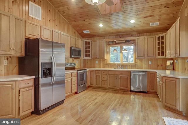 13409 OLD MILL RD, Waynesboro, PA 17268