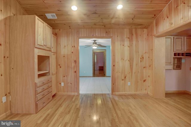 13409 OLD MILL RD, Waynesboro, PA 17268