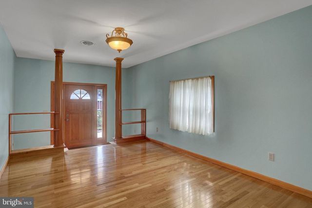 13409 OLD MILL RD, Waynesboro, PA 17268
