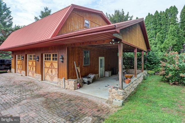 13409 OLD MILL RD, Waynesboro, PA 17268