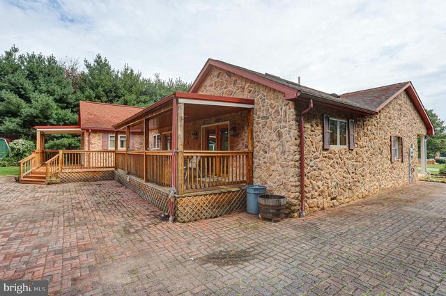 13409 OLD MILL RD, Waynesboro, PA 17268