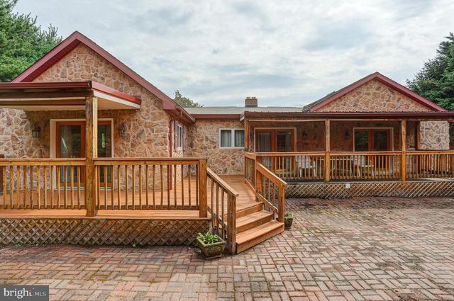 13409 OLD MILL RD, Waynesboro, PA 17268