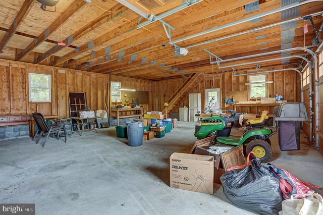 13409 OLD MILL RD, Waynesboro, PA 17268