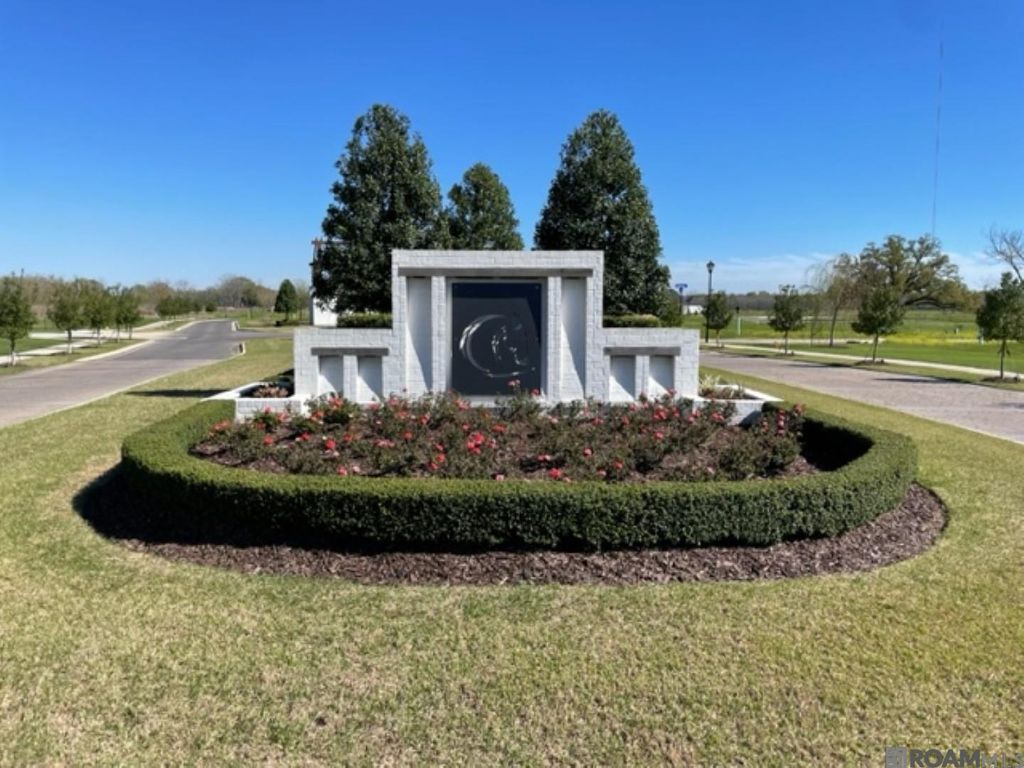 6934 Charolais Dr, Baton Rouge, LA 70820