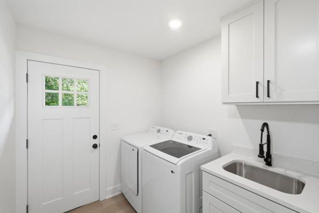 17015 24th Avenue N, Plymouth, MN 55447