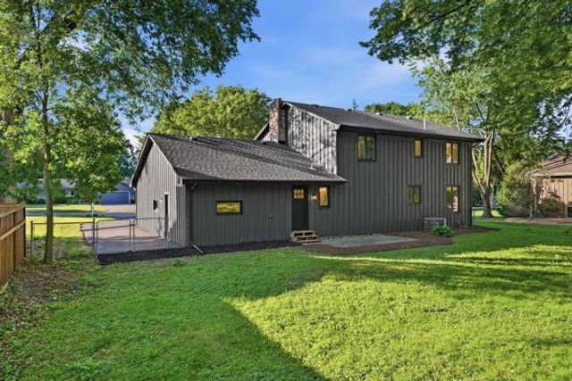 17015 24th Avenue N, Plymouth, MN 55447