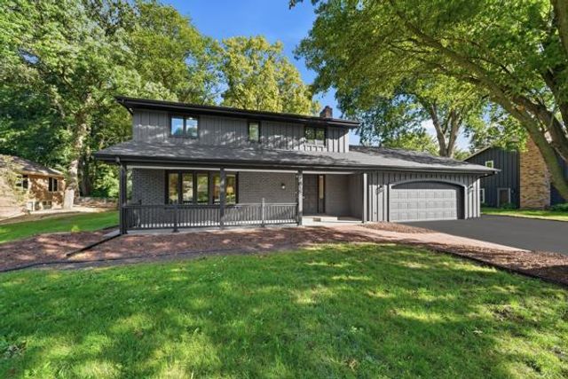 17015 24th Avenue N, Plymouth, MN 55447