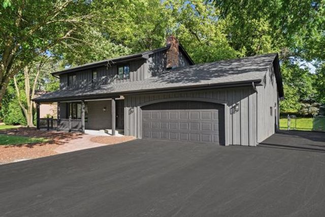 17015 24th Avenue N, Plymouth, MN 55447