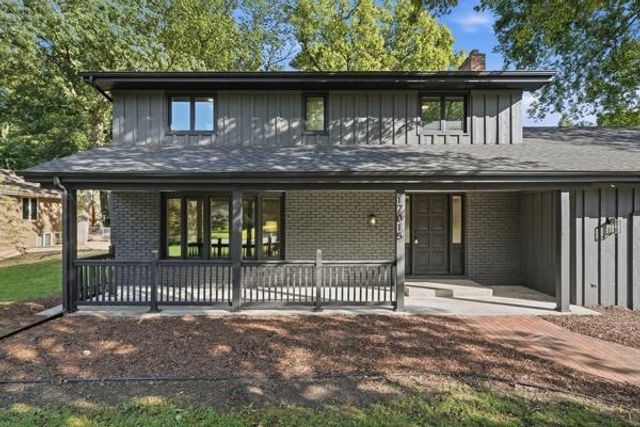 17015 24th Avenue N, Plymouth, MN 55447