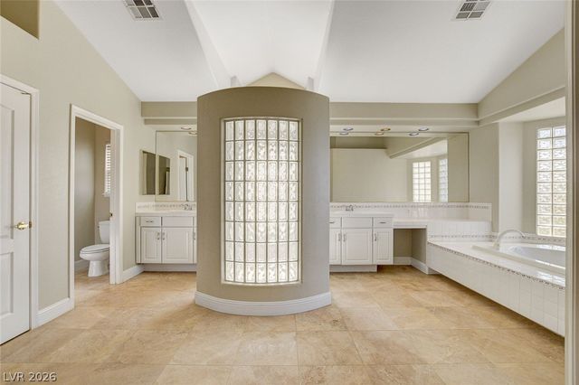 8816 Montagna Drive, Las Vegas, NV 89134