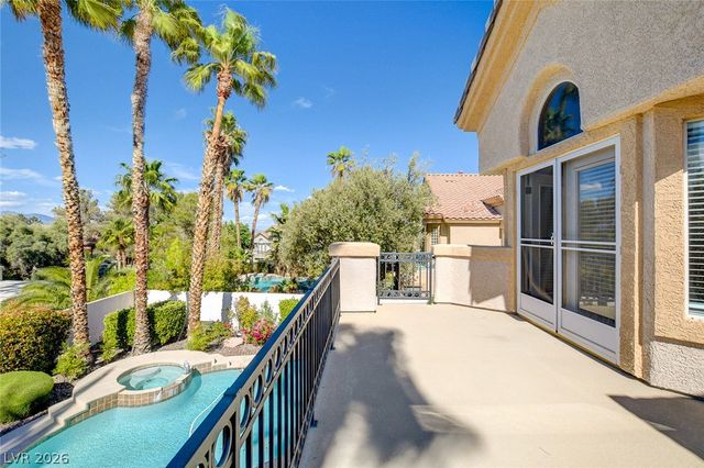 8816 Montagna Drive, Las Vegas, NV 89134