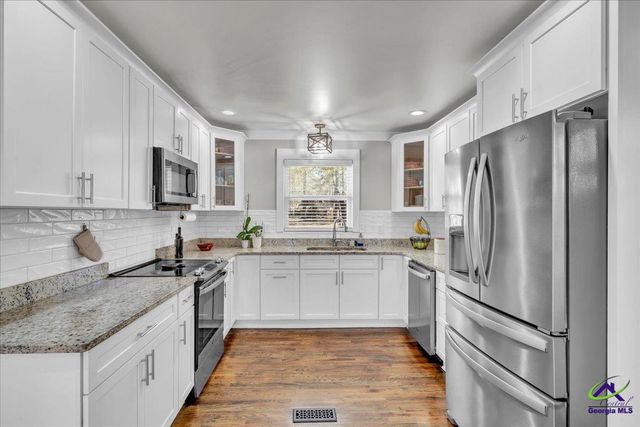 105 pine hill Circle, Byron, GA 31008