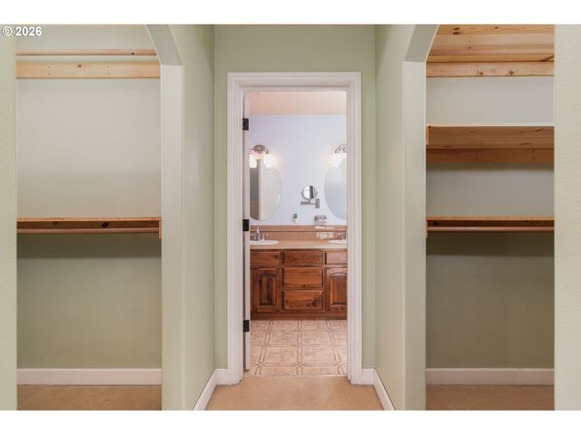 46995 BEACH CREST Dr, Neskowin, OR 97149